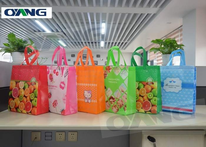 380 V 50 HZ 3 Phase Laminated Non Woven Carry Bag Making Machine For Gift Package